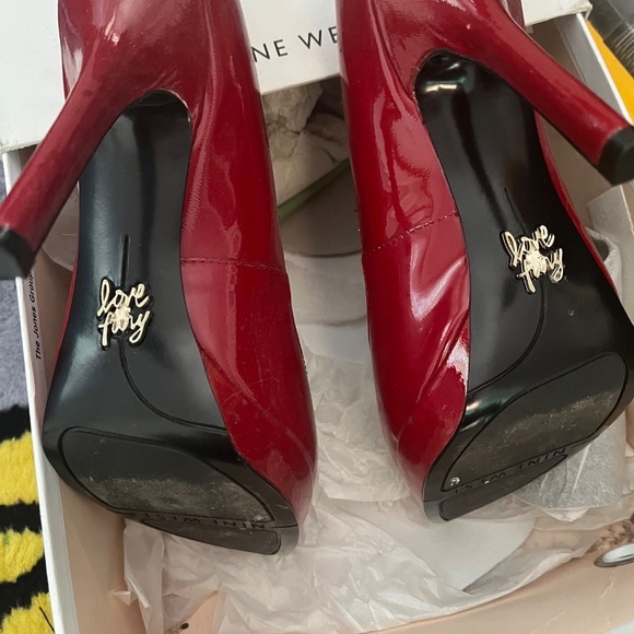 Nine West Red Shoes- 5” heel - Picture 4 of 5